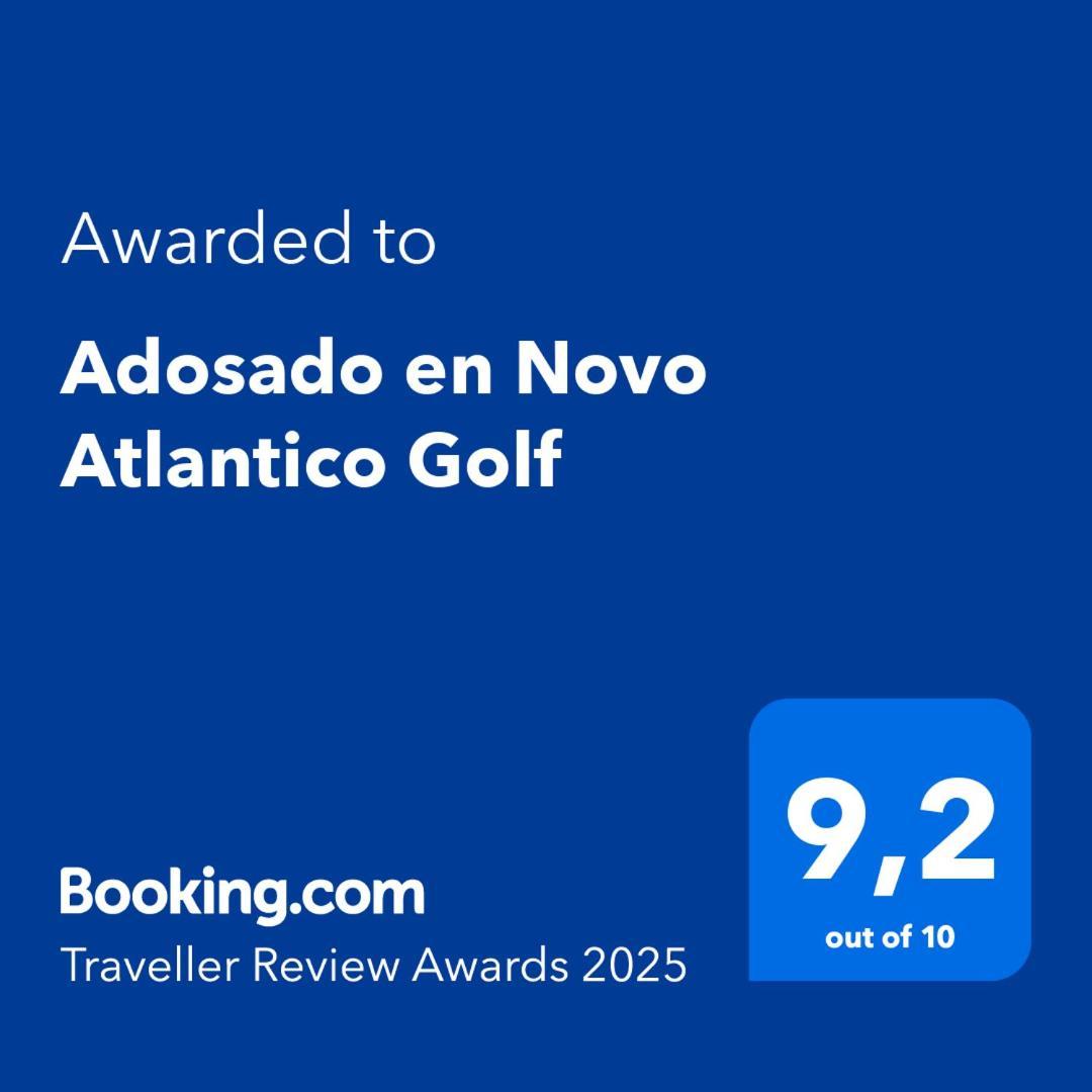 ノボ・サンクティ・ペトリAdosado En Novo Atlantico Golfアパートメント エクステリア 写真